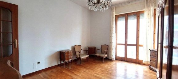 3-salle Appartement à Valenza, Italy No. 40176 36