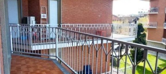 3-salle Appartement à Valenza, Italy No. 40176 19