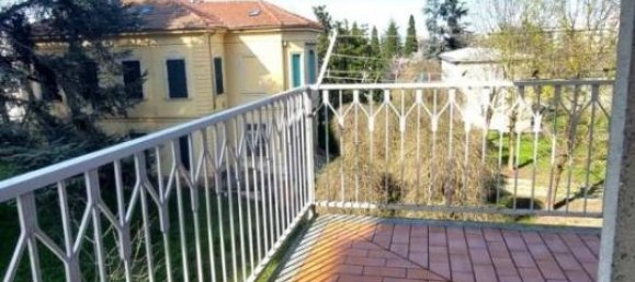 3-salle Appartement à Valenza, Italy No. 40176 27