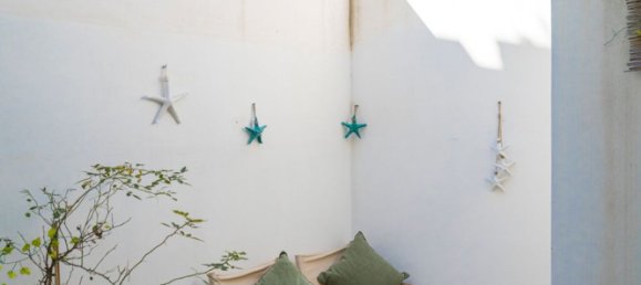 Квартира с 4 комнатами в Castro, Италия № 128224 16