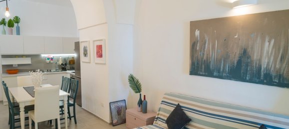 Квартира с 4 комнатами в Castro, Италия № 128224 19