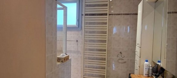 5 bedrooms House in Rhone, France No. 289247 12