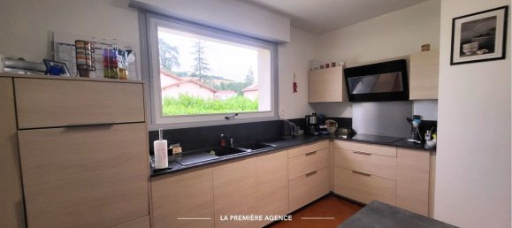 5 bedrooms House in Rhone, France No. 289247 6