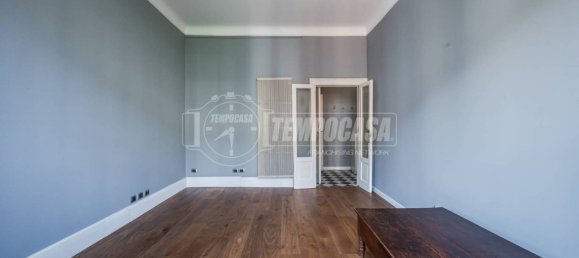 Apartamento T2 em Milan, Italy N.º 314247 4