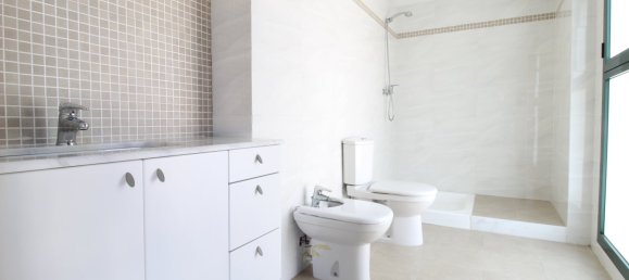 3 bedrooms Apartment in Valencia, Spain No. 15300 18