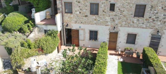 Квартира с 3 спальнями в Вольтерра, Италия № 1566 5