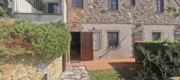 Квартира с 3 спальнями в Вольтерра, Италия № 1566 7