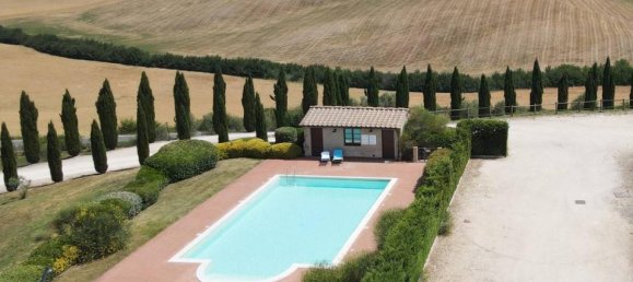 Квартира с 3 спальнями в Вольтерра, Италия № 1566 6