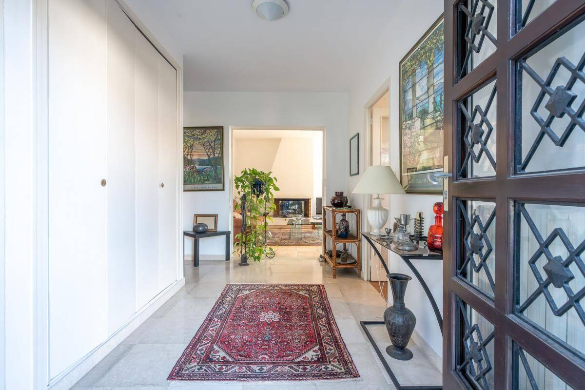 5 bedrooms House in Ormesson-sur-Marne, France No. 147598