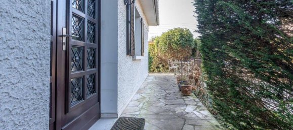 5 bedrooms House in Ormesson-sur-Marne, France No. 147598 12