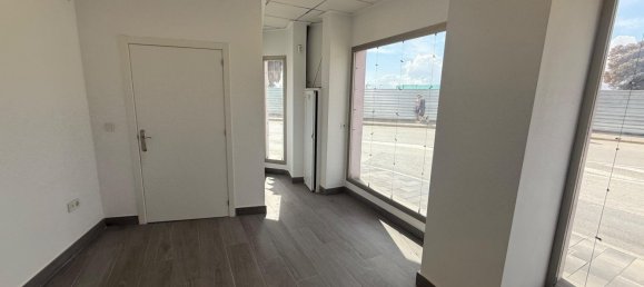 50 m² oficina en venta en Torrevieja, Alicante, Comunidad Valenciana, Spain № 365859 11