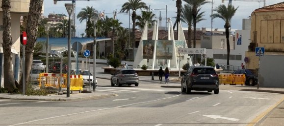 50 m² oficina en venta en Torrevieja, Alicante, Comunidad Valenciana, Spain № 365859 10
