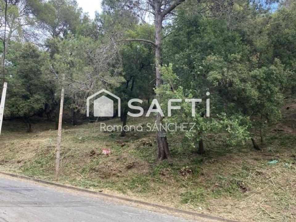 Terrain à Cervello, Spain 814m² No. 176644