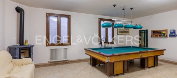 5 Schlafzimmer Villa in Monterenzio, Italy, Nr. 131963 10