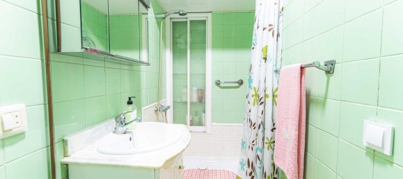 1 bedroom Apartment in Madrid, Spain No. 189198 17