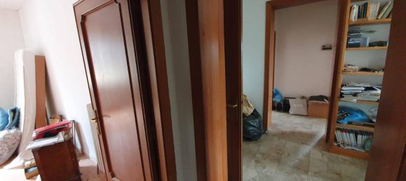 5 rooms Apartment in Perugia, Italy No. 172599 13