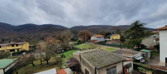 5 rooms Apartment in Perugia, Italy No. 172599 19