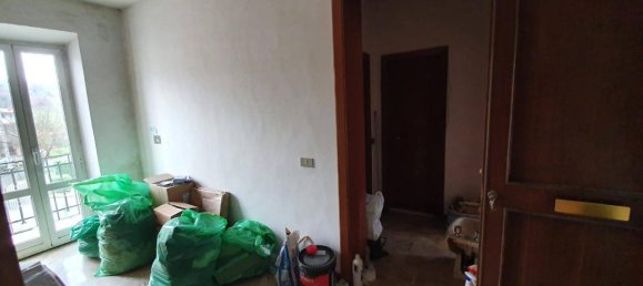 5 rooms Apartment in Perugia, Italy No. 172599 6