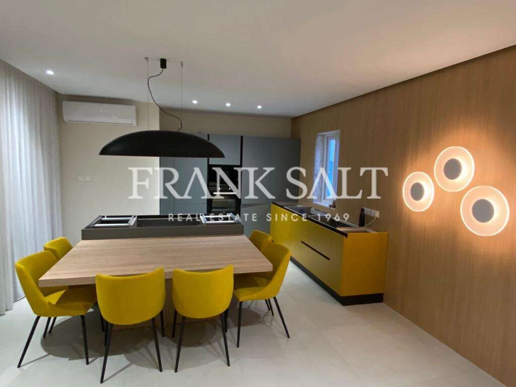 3 bedrooms Penthouse in Mosta, Malta No. 4751