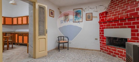 9-salle Maison à Bari, Italy No. 90272 25