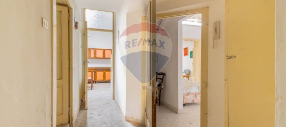 9-salle Maison à Bari, Italy No. 90272 16