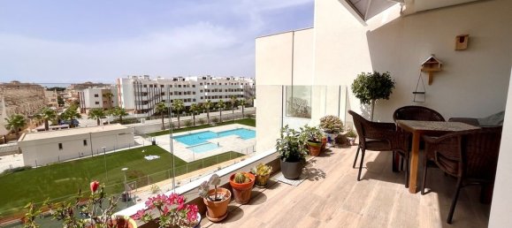 2 bedrooms Penthouse in Alicante, Spain No. 176235 17