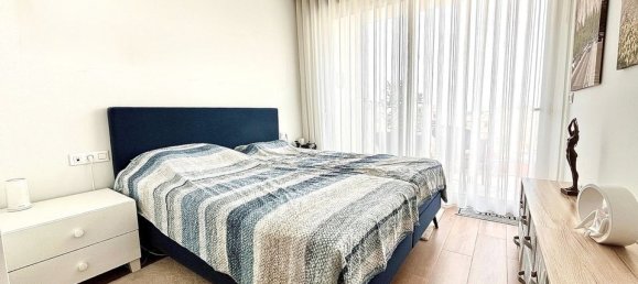 2 bedrooms Penthouse in Alicante, Spain No. 176235 9