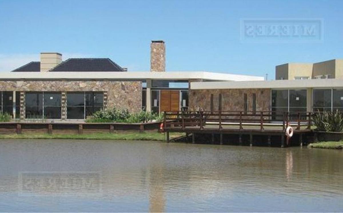  Land in Tigre, Argentina No. 47330