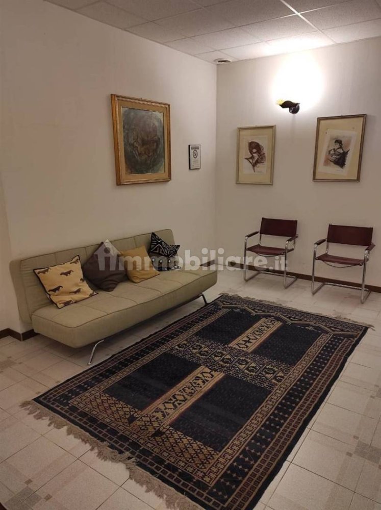 5غرفة عقار تجاري في Monteriggioni, Italy رقم 39707