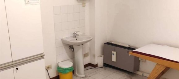 5غرفة عقار تجاري في Monteriggioni, Italy رقم 39707 14