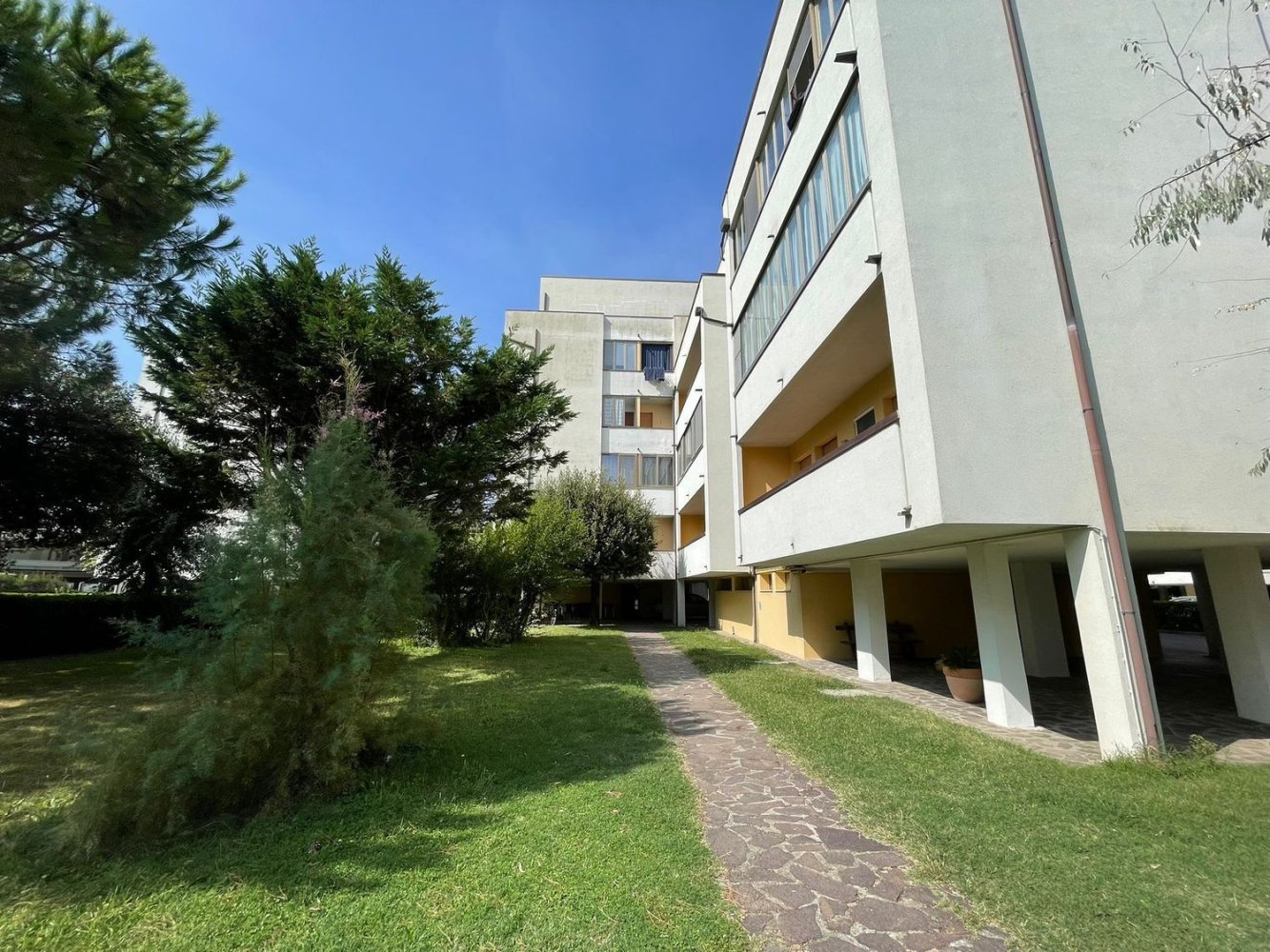 3 bedrooms Apartment in Ravenna, Italy No. 372117