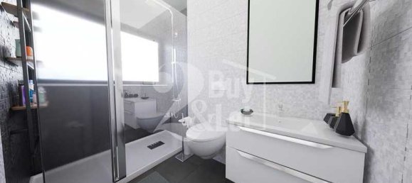 3 bedrooms Apartment in Limassol, Cyprus No. 20551 11