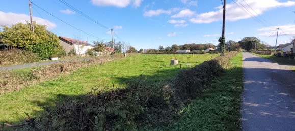 قطعة أرض في Saint-Sauvier, France رقم 108431 2