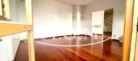 5 chambres Appartement à Pontedera, Italy No. 359887 2