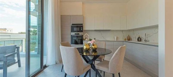 2 bedrooms Apartment in Mesa Geitonia, Cyprus No. 19409 3