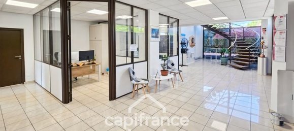Oficina en Chalon-sur-Saone, France 362 m² No. 305974 2