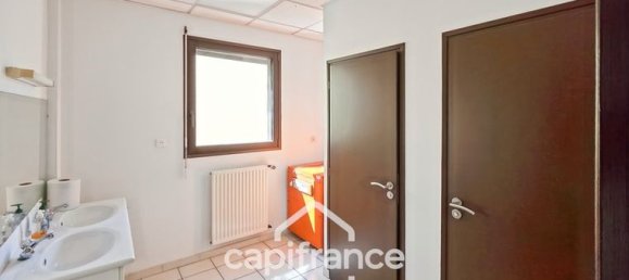 Oficina en Chalon-sur-Saone, France 362 m² No. 305974 9