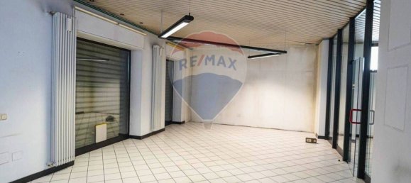 5 rooms Commercial property in Bergamo, Italy No. 296789 15