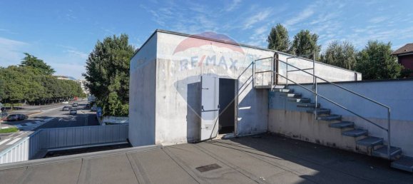5 rooms Commercial property in Bergamo, Italy No. 296789 20