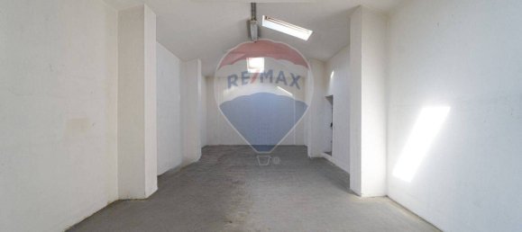 5 rooms Commercial property in Bergamo, Italy No. 296789 9
