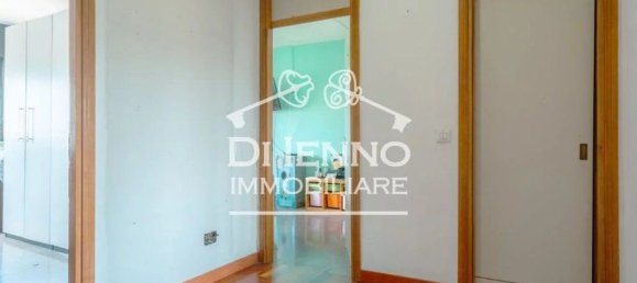 4 rooms Apartment in Rome, Italy No. 286760 12