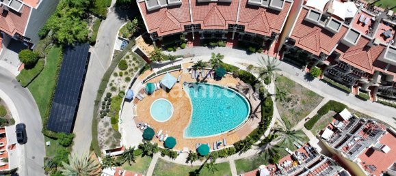 4 bedrooms Villa in Quarteira, Portugal No. 221396 2