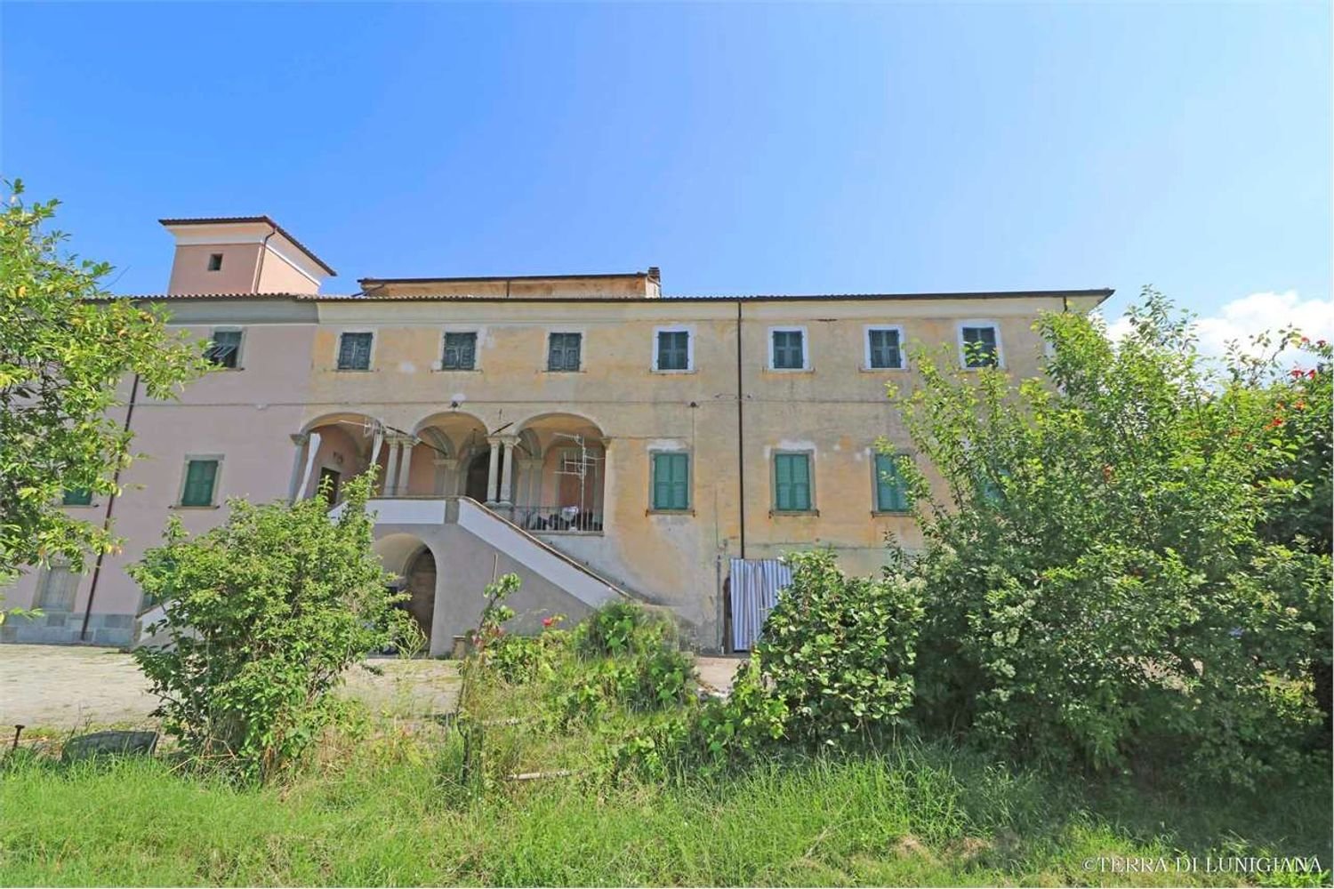 28 rooms Villa in Filattiera, Italy No. 145350