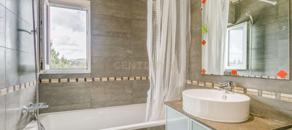 4 Schlafzimmer Villa in Cascais, Portugal, Nr. 201771 37