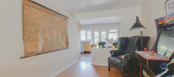 3 bedrooms House in Trowbridge, United Kingdom No. 13705 9