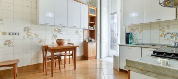 6 bedrooms Apartment in Naples, Italy No. 138898 17