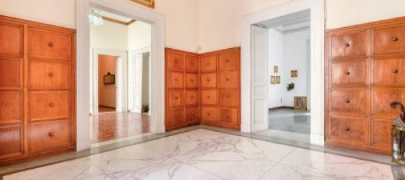 6 bedrooms Apartment in Naples, Italy No. 138898 6