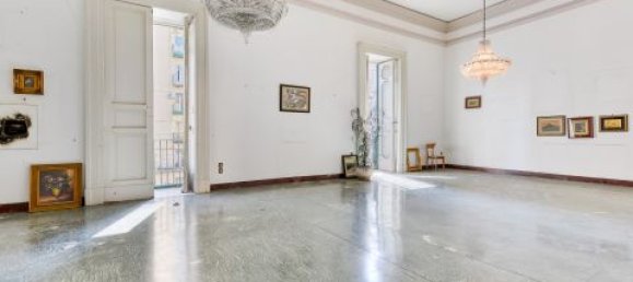 6 bedrooms Apartment in Naples, Italy No. 138898 7