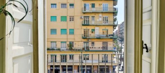 6 bedrooms Apartment in Naples, Italy No. 138898 8