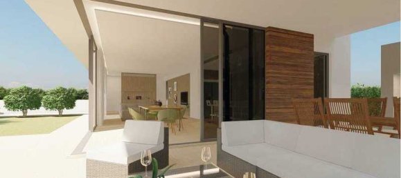 4 bedrooms Villa in Larnaca, Cyprus No. 7748 6